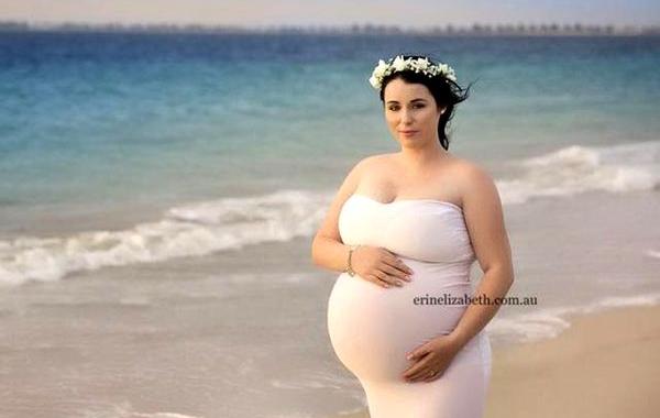 квинутплет беременность, женщина беременная пятью детьми, пять детей в животе