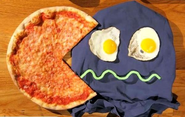 видео Game Over, воссоздал видеоигры при помощи подручных средств, PES