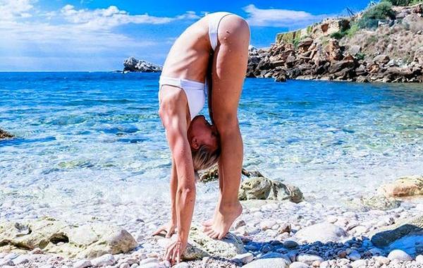 шведский пилот занимается йогой по всему миру, шведский пилот интернет звезда, Мария Петтерссон