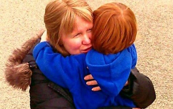 мальчик отказался от подарков помочь хоспису, мальчик помог хоспису, мальчик собрал денег для хосписа