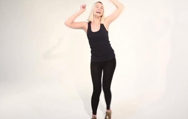 как танцуют девушки в ночных клубах 