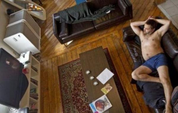 когда остаешься дома один, дома наедине с собой, остался один дома, делаешь вещи когда один дома