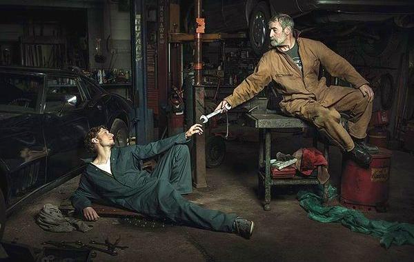 воссоздание картин эпохи Возрождения с участием автомехаников, Механики эпохи Возрождения, Фредди Фабрис