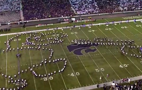 Jayhawk, Джейхок, талисман команды сделал, талисмана команды накормили