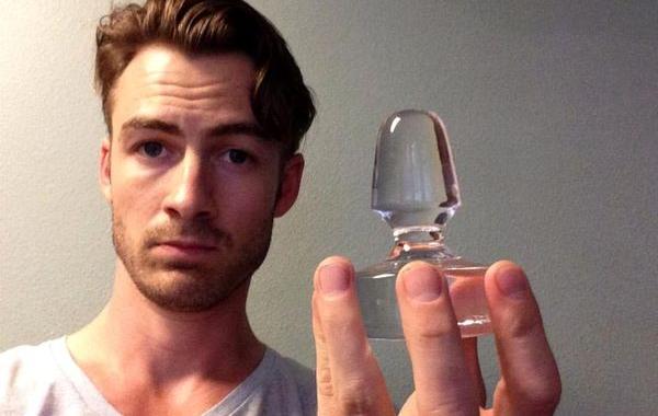 сын получил от мамы в подарок, необычный подарок на день рождения от мамы