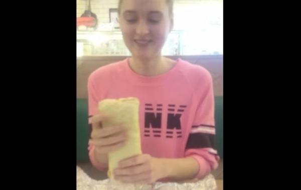 модель может съесть килограммовый буррито, Нела Зиссер, Nela Zisser