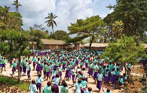 детские игровые площадки со всего мира, как выглядят детские игровые площадки в разных странах, детские игровые площадки из разных стран, Джеймс Моллисон, James Mollison