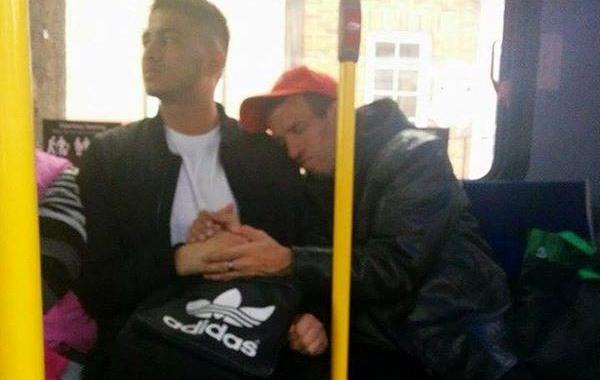Годфри Кутто, Godfrey Coutto, добрый поступок парня в автобусе, трогательный поступок