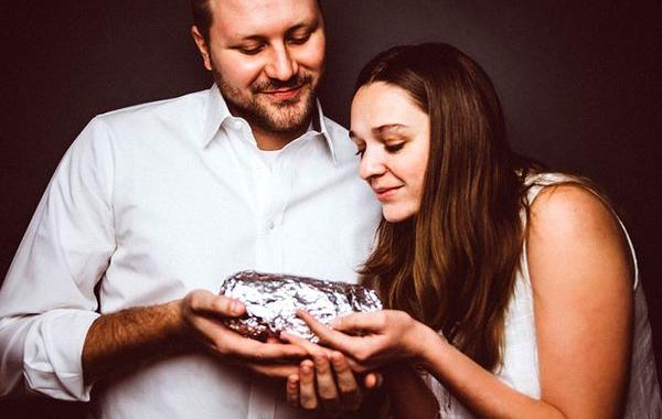 фотоссесия с буррито вместо ребёнка, новорожденная фотосессия с буррито