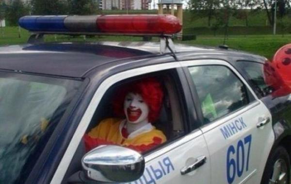 привет из Белоруссии, Тем временем в Белоруссии