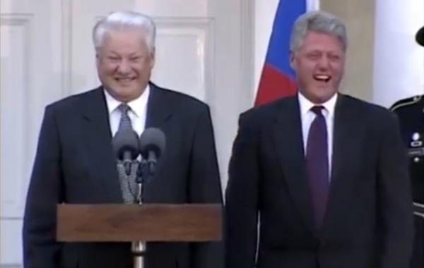 Самые смешные и нелепые оплошности политиков со всего мира