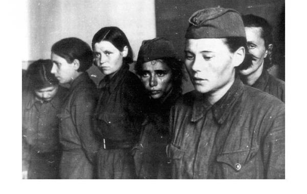 Истории женщин побывавших на фронте Вторая мировая война