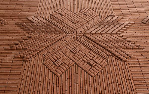 Ковер из шоколадных батончиков на фестиваль Slokdarm