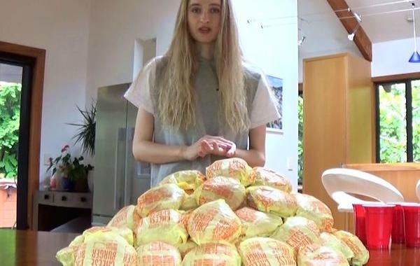 модель попыталась съесть 100 чизбургеров, Нела Зиссер 