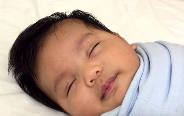 Nathan Dailo, как быстро уложить ребёнка спать, как уложить ребёнка спать при помощи ткани