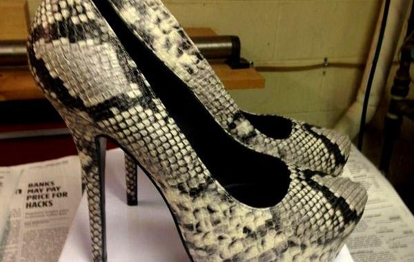 сделала туфли своими руками, туфли за 5000 за 40 долларов, переделала туфли, туфли на выпускной своими руками