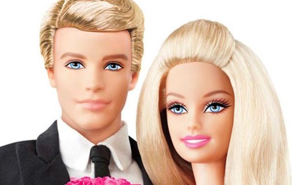 настоящая фамилия Барби, настоящая фамилия Кена, фамилии Барби и Кена