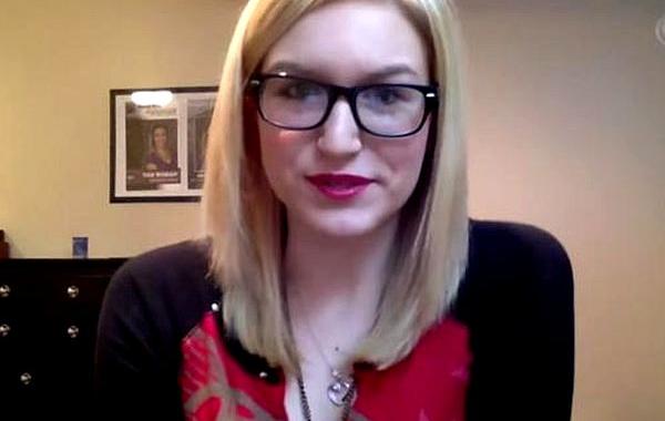 самый длинный язык в мире, Адрианна Льюис, Adrianne Lewis, самый длинный язык у девушки