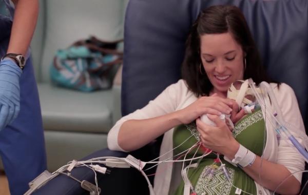 Современная медицина и материнская любовь творят чудеса, Вард Майлс Скотт 